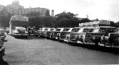 Chuck's used car lot Oakland, 1947