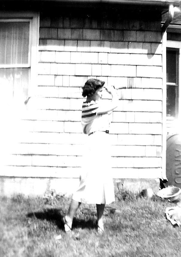 Golfing Mildred