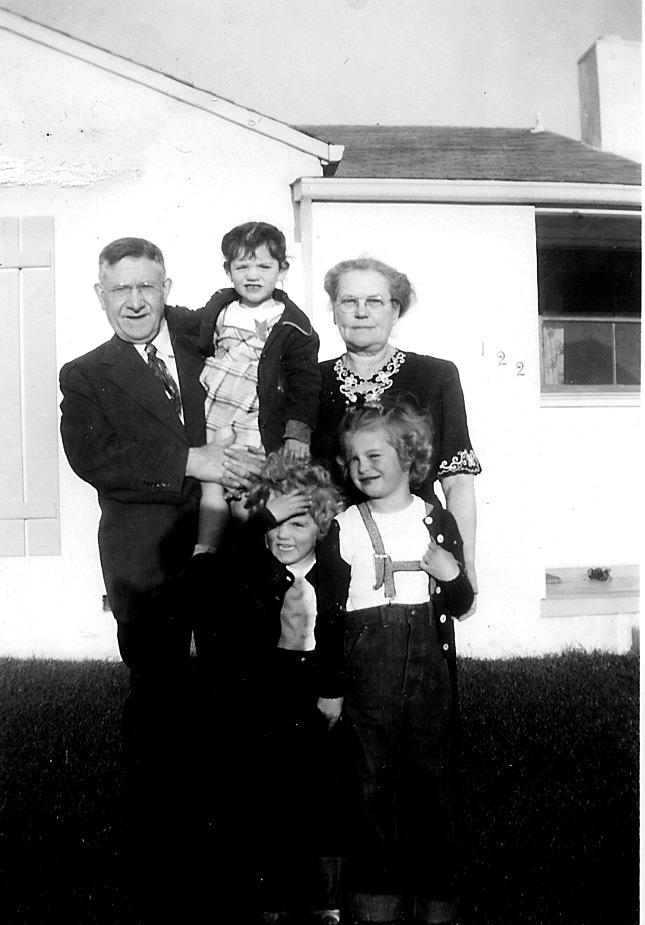 Oliver and Pappy with grandchildren