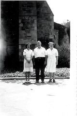 Mildred, Oliver, Pappy, Forest Lawn, July 1946