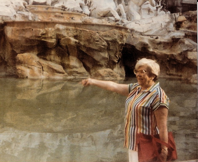 Trevi Fountain in Rome, Aug, 29, 1982